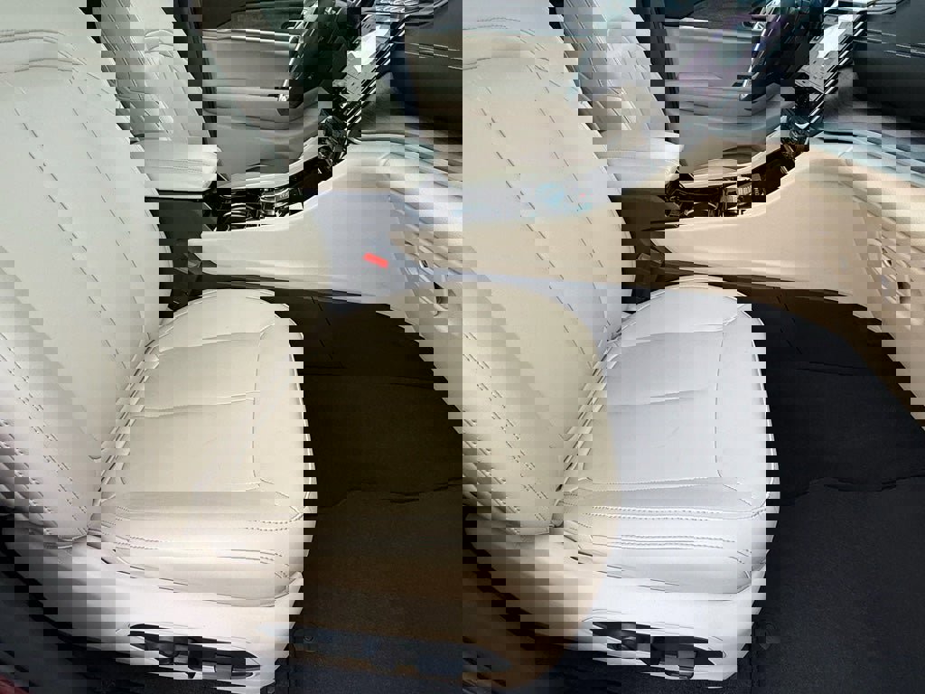 Used 2022 Jeep Grand Cherokee Limited image 10