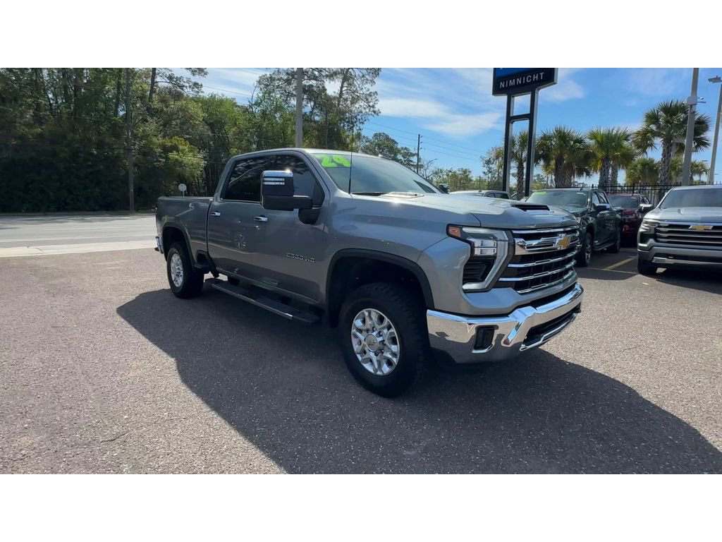 Used 2024 Chevrolet Silverado 2500 LTZ image 4