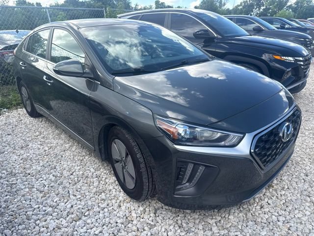 Used 2022 Hyundai Ioniq SE FWD image 3
