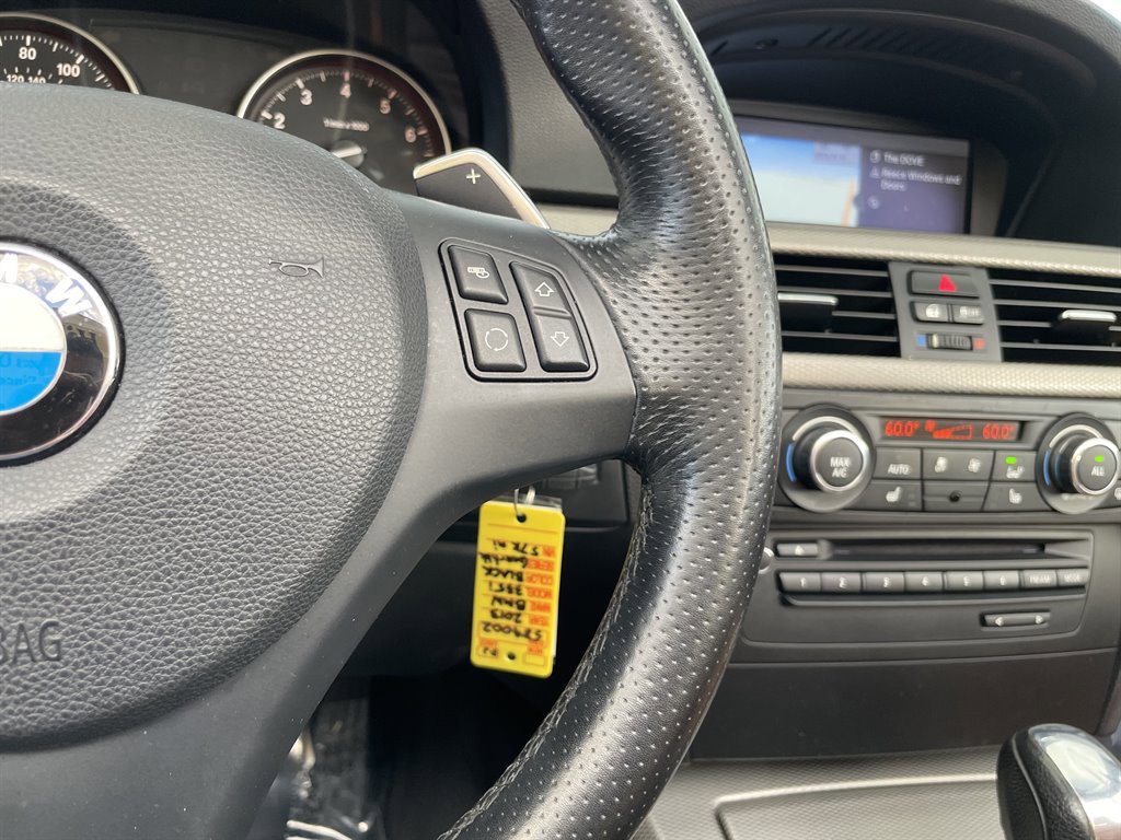 Used 2013 BMW 335i Convertible image 27