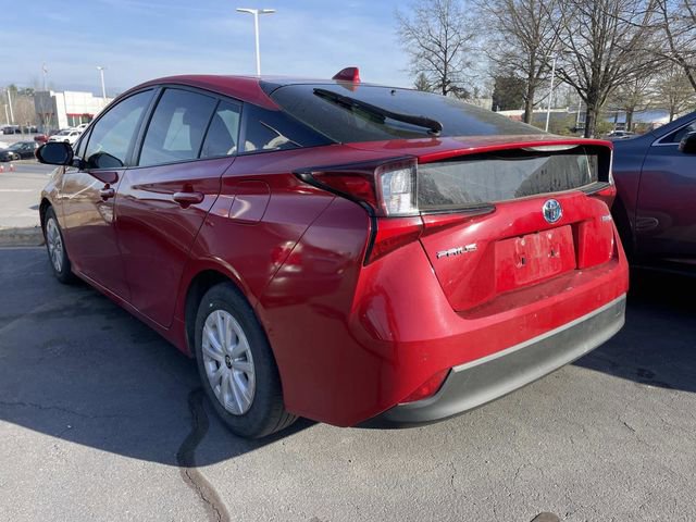 Used 2020 Toyota Prius LE video 2