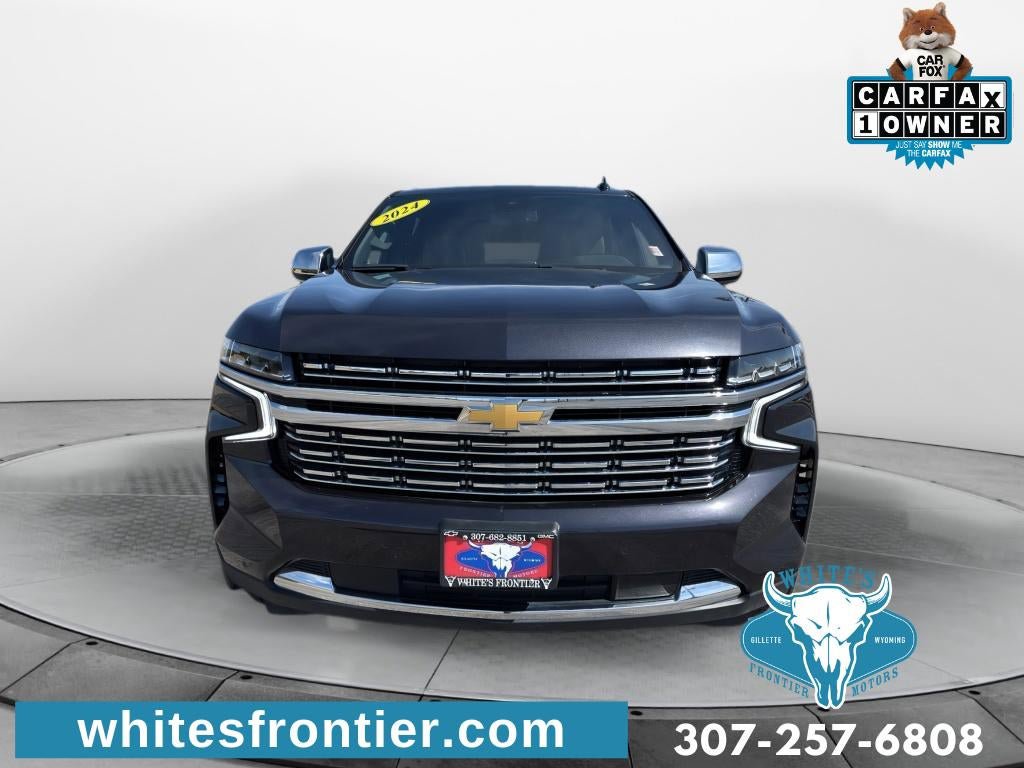 Used 2024 Chevrolet Suburban Premier AWD/4WD image 2