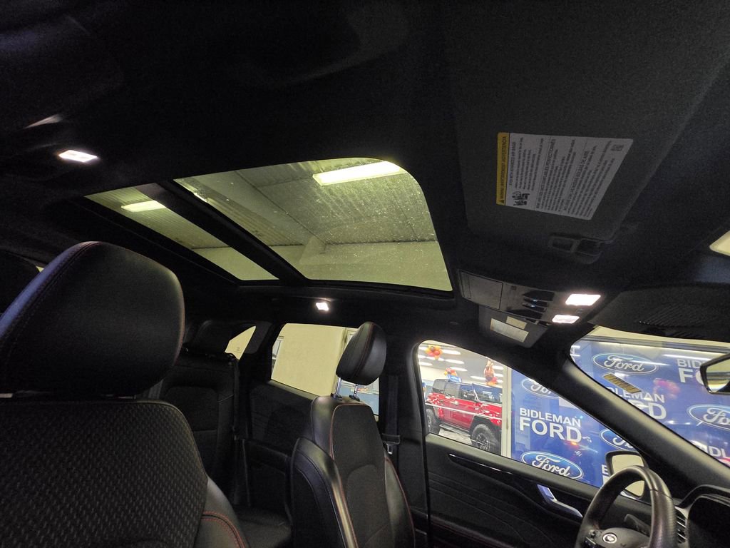 Used 2023 Ford Escape ST-Line w/ Tech Pack #1 image 28