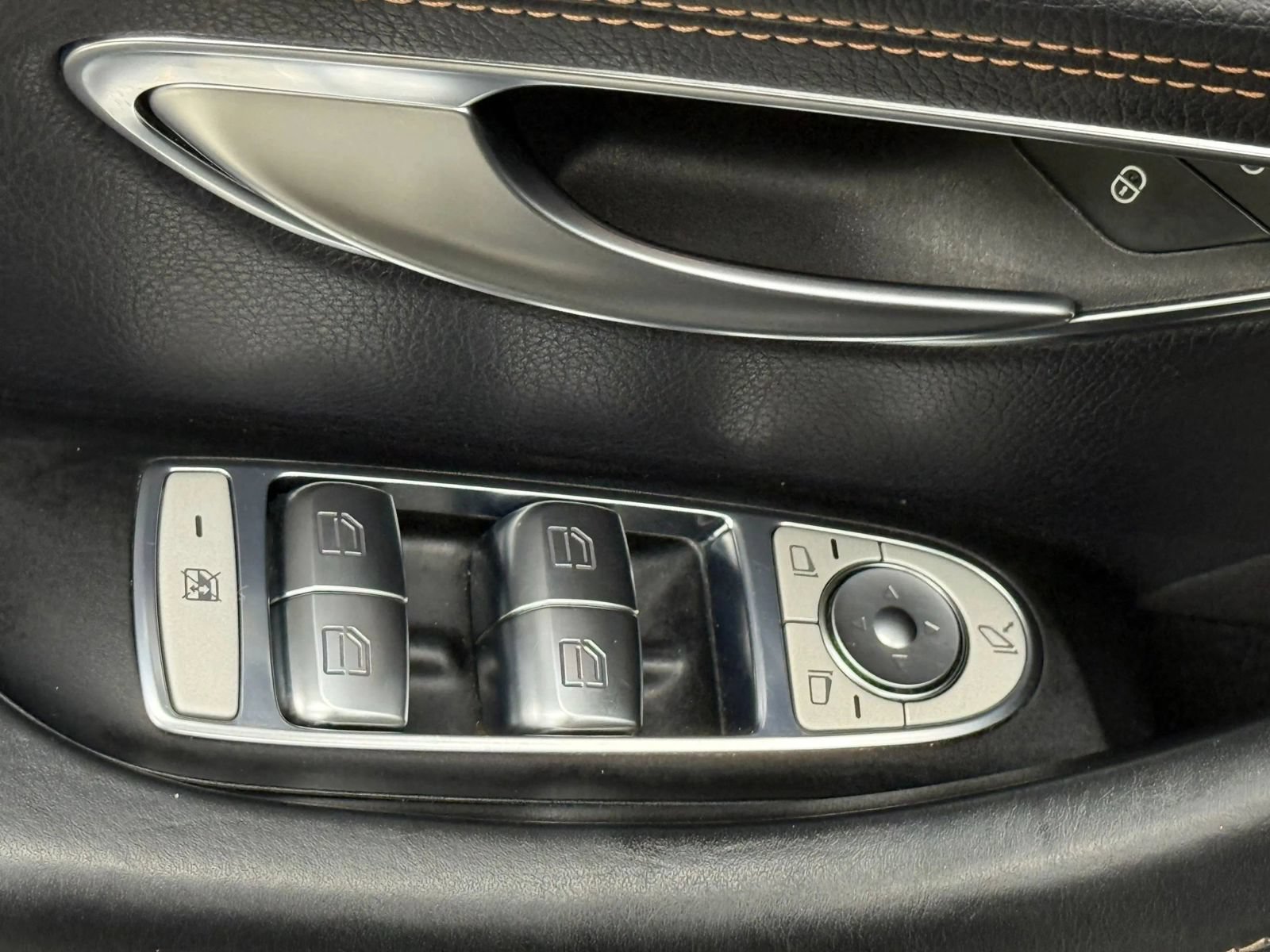 Used 2019 Mercedes-Benz CLS 450 w/ Driver Assistance Package image 24