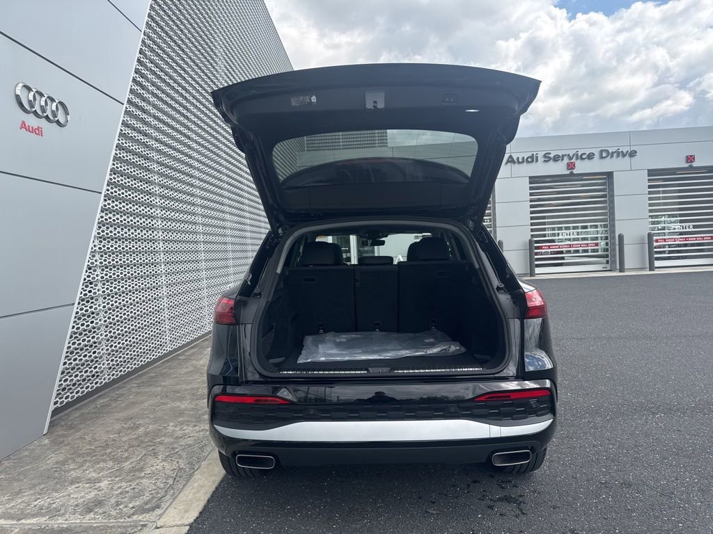 Certified 2025 Audi Q5 Premium w/ Premium Plus AWD/4WD image 22