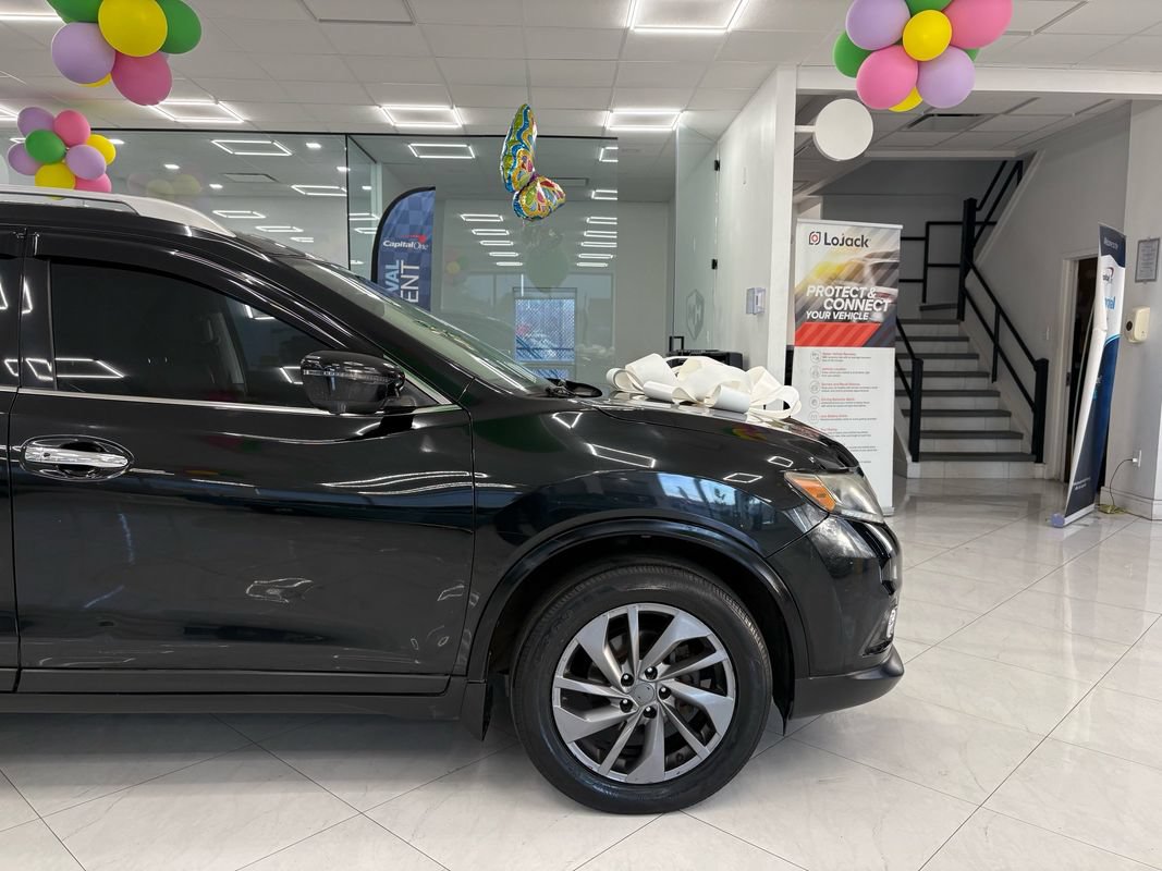 Used 2016 Nissan Rogue SL w/ SL Premium Package AWD/4WD image 9