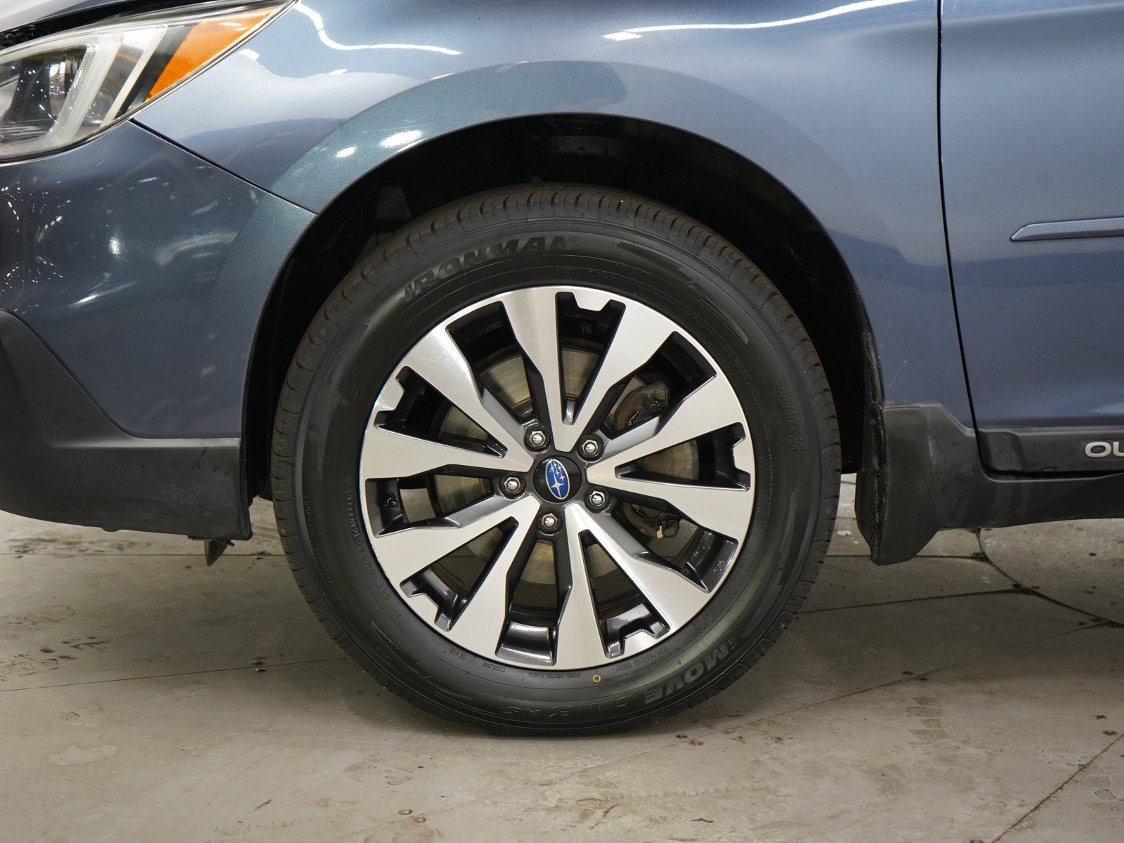 Used 2017 Subaru Outback 2.5i Limited AWD/4WD image 30