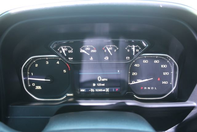 Used 2021 GMC Sierra 2500 AT4 image 23