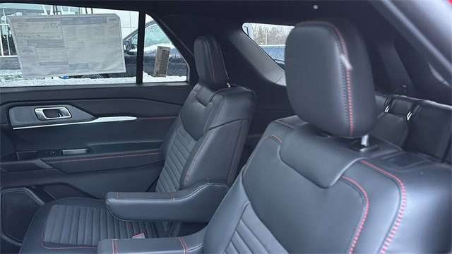 New 2026 Ford Explorer ST-Line w/ ST-Line Street Pack image 26