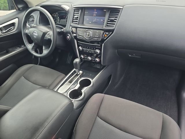 Certified 2020 Nissan Pathfinder SV FWD image 11
