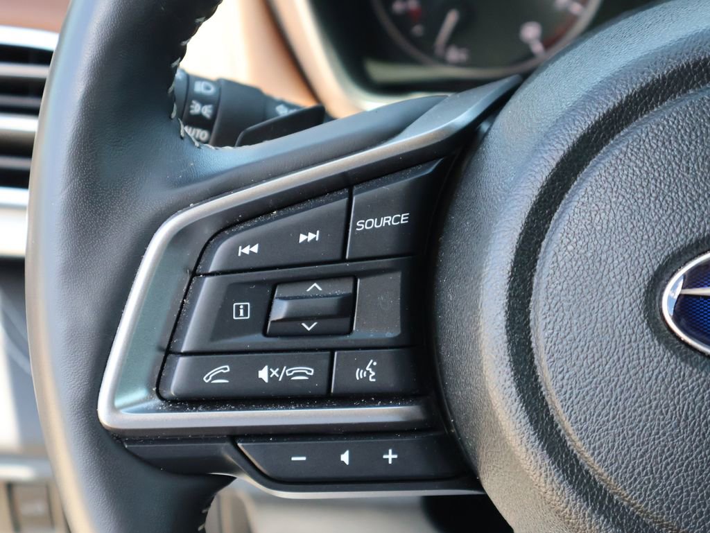 Used 2025 Subaru Outback Touring XT AWD/4WD image 34