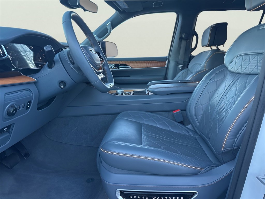 Used 2024 Jeep Grand Wagoneer Series III w/ HD Trailer Tow Package image 20