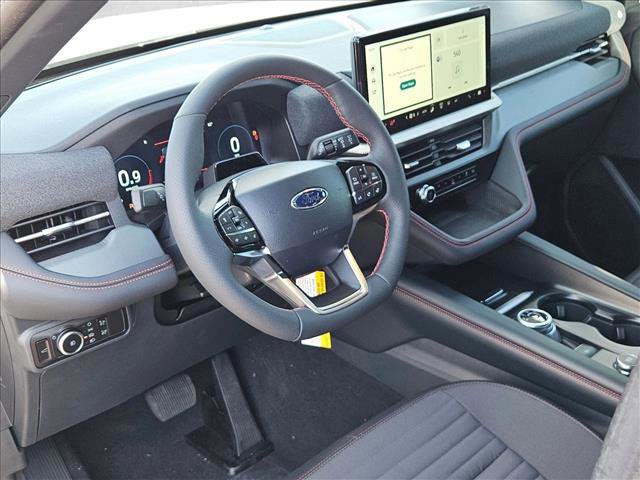 New 2025 Ford Explorer ST-Line image 3