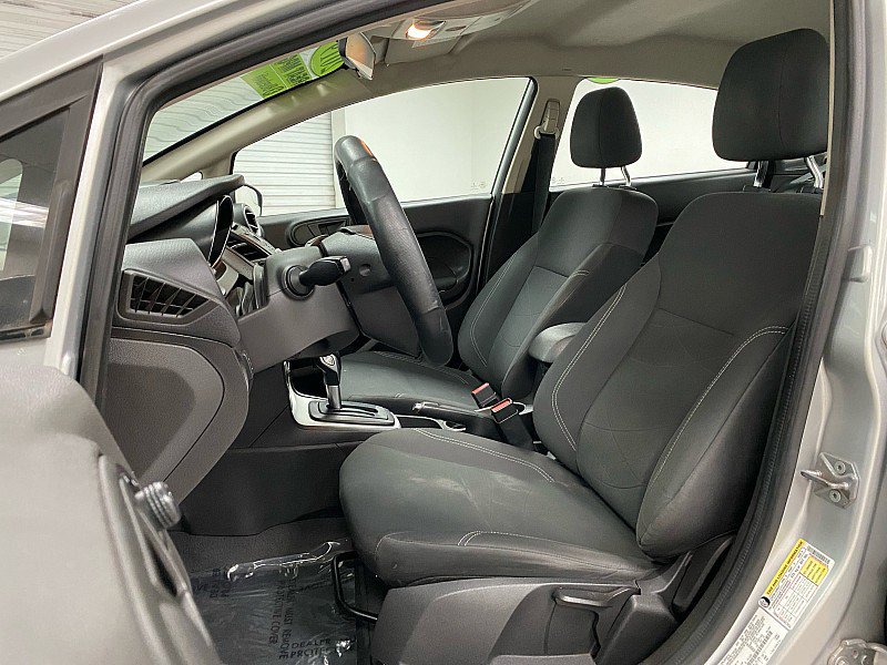 Used 2019 Ford Fiesta SE image 10