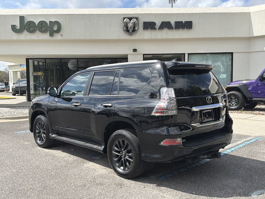 Used 2021 Lexus GX 460 Premium w/ Premium Package image 7