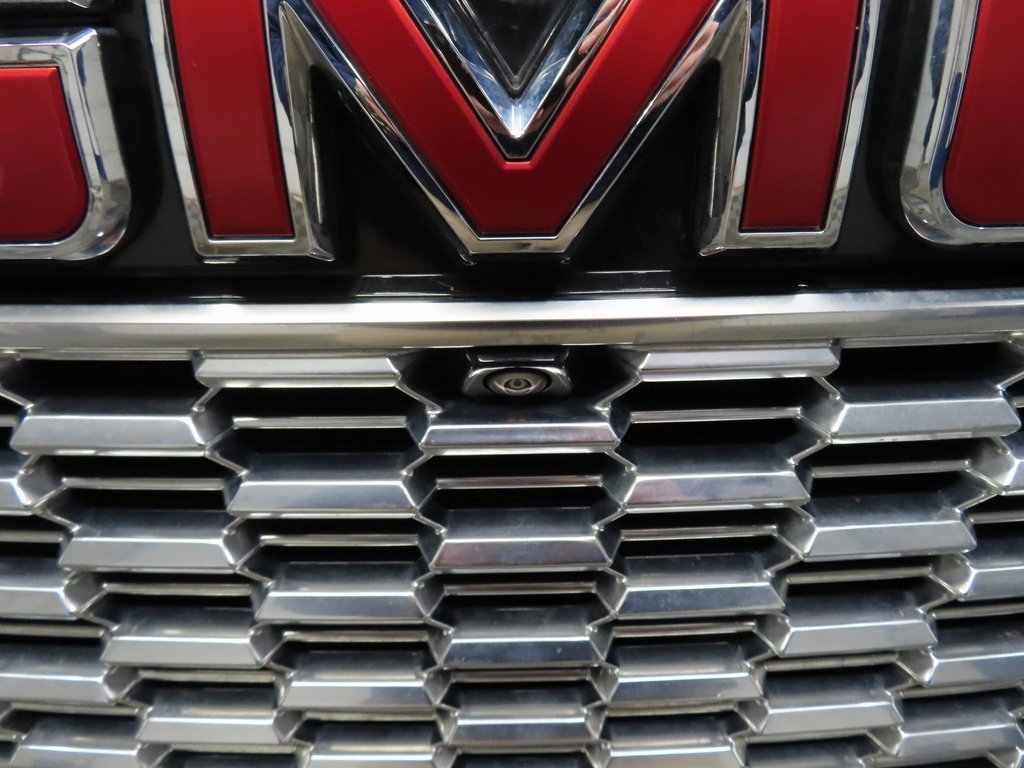 Used 2024 GMC Yukon XL Denali image 49