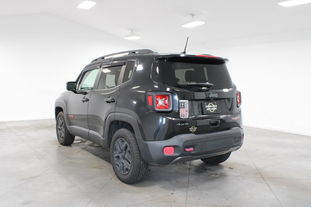 Used 2018 Jeep Renegade Trailhawk AWD/4WD image 7