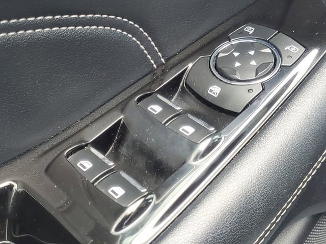 Used 2018 Ford Edge Titanium w/ Equipment Group 302A image 8