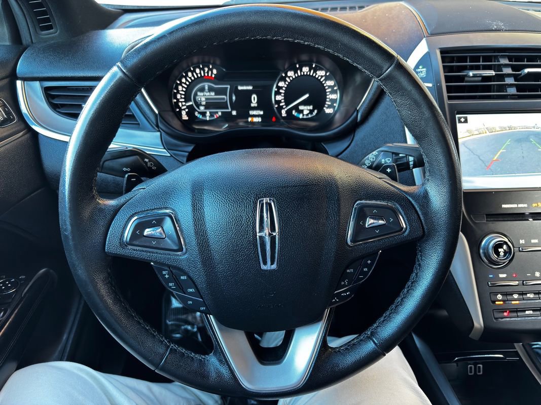 Used 2017 Lincoln MKC Premiere image 27