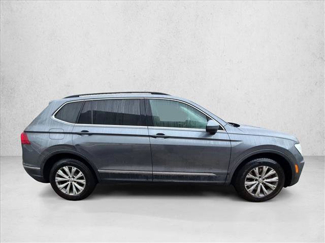 Used 2018 Volkswagen Tiguan SE AWD/4WD image 4