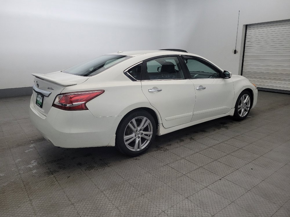 Used 2013 Nissan Altima 3.5 SL w/ Technology Pkg image 10