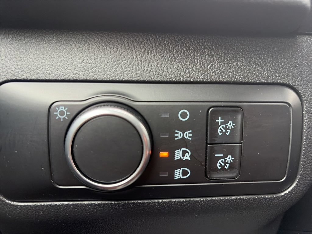 Used 2025 Ford Escape ST-Line FWD image 11