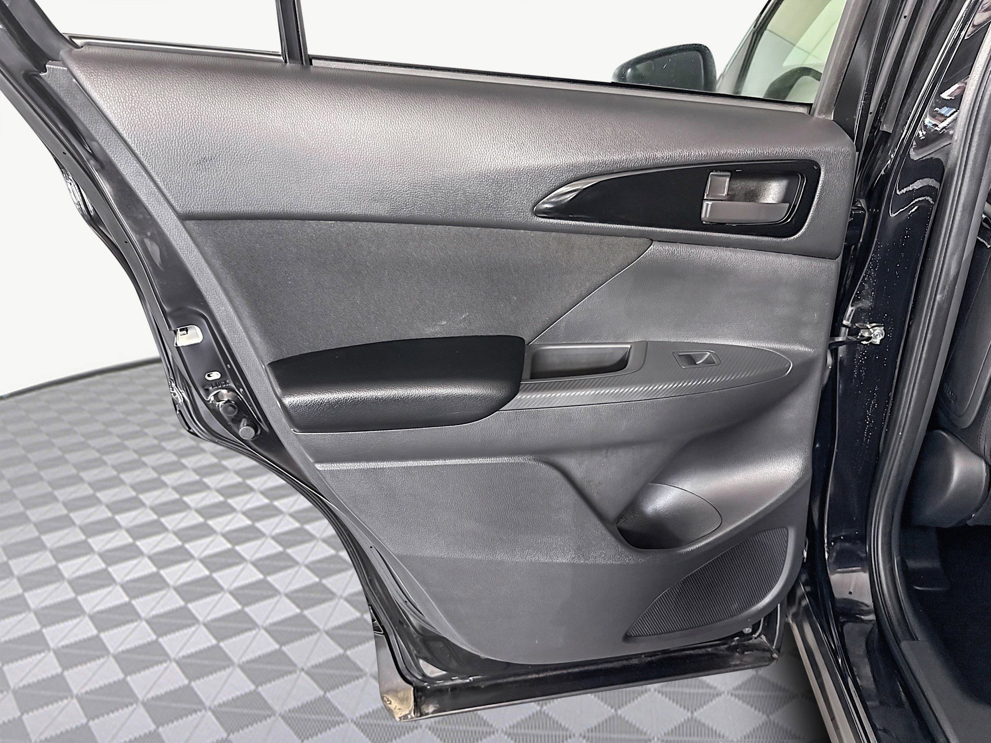 Used 2024 Mitsubishi Eclipse Cross ES image 25