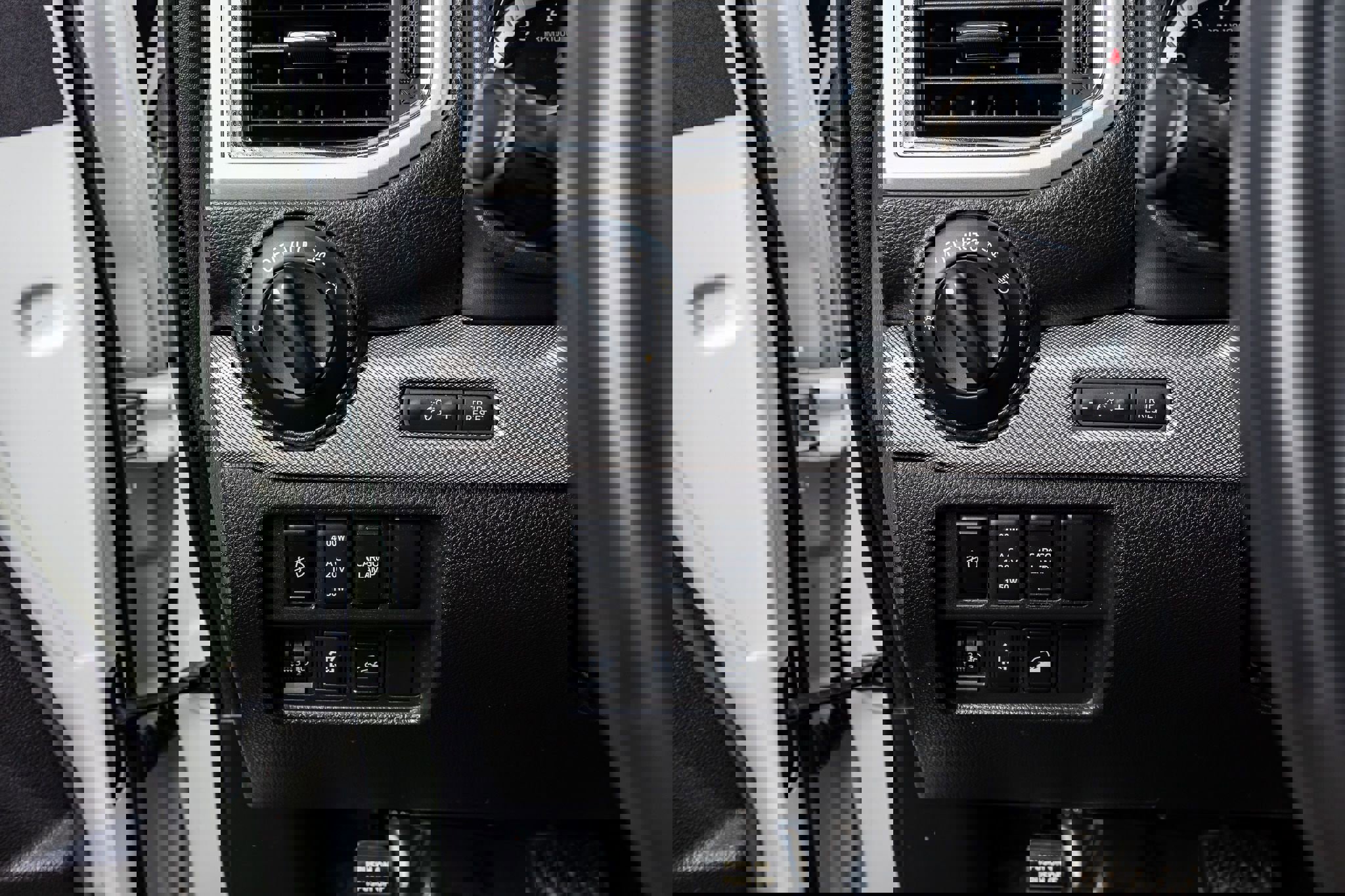 Used 2017 Nissan Titan PRO-4X image 21