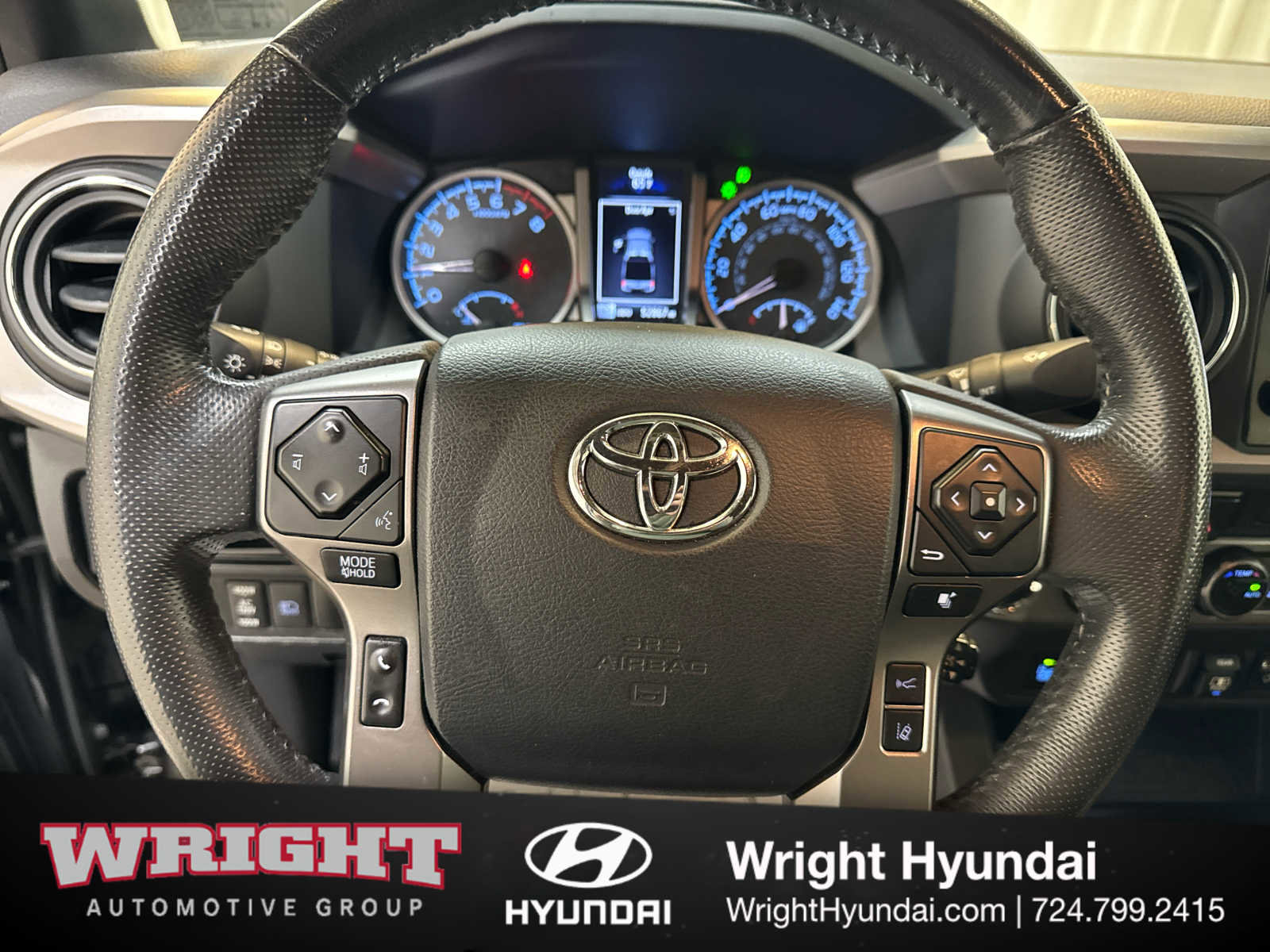 Used 2018 Toyota Tacoma Limited image 19