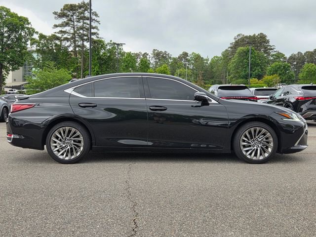 Used 2025 Lexus ES 300h Ultra Luxury w/ Accessory Package (Z1) FWD image 6