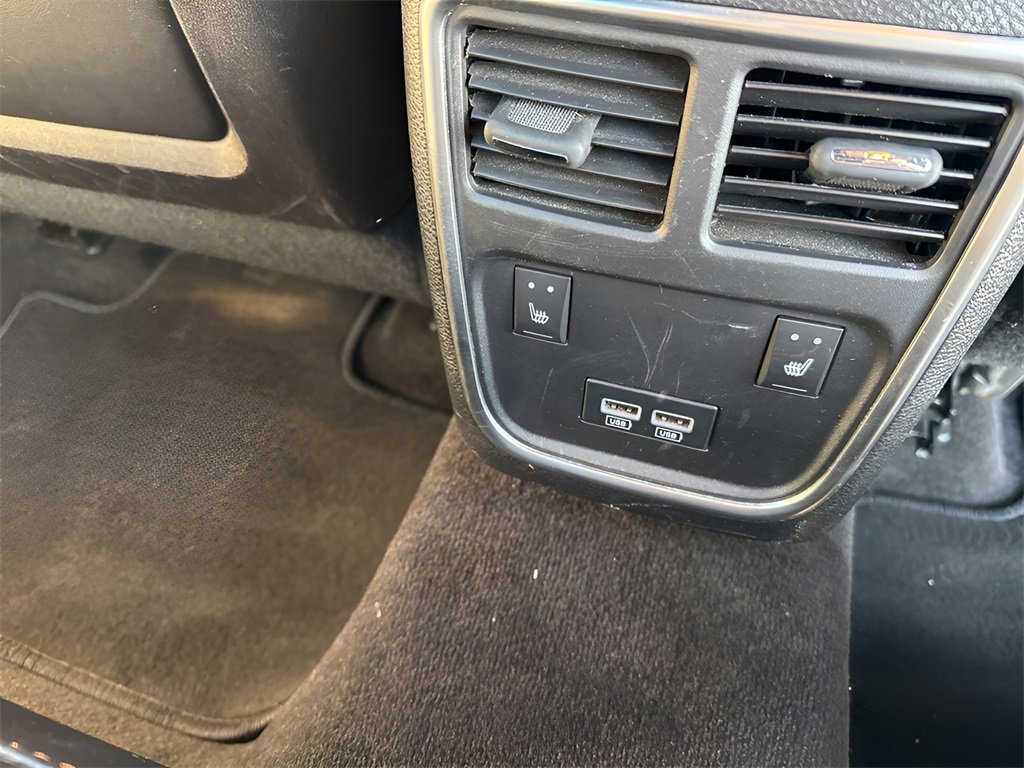 Used 2016 Dodge Charger SXT w/ AWD Plus Group image 16