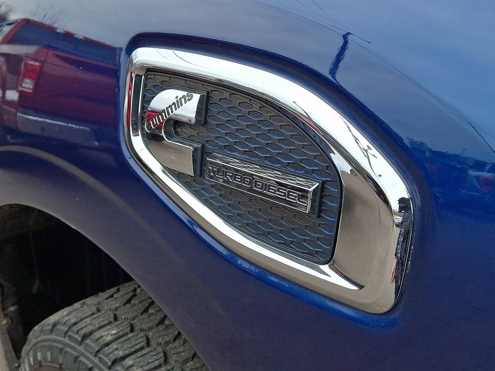 Used 2017 Nissan Titan SL image 31