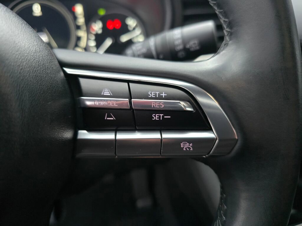 Used 2021 MAZDA MAZDA3 s image 16