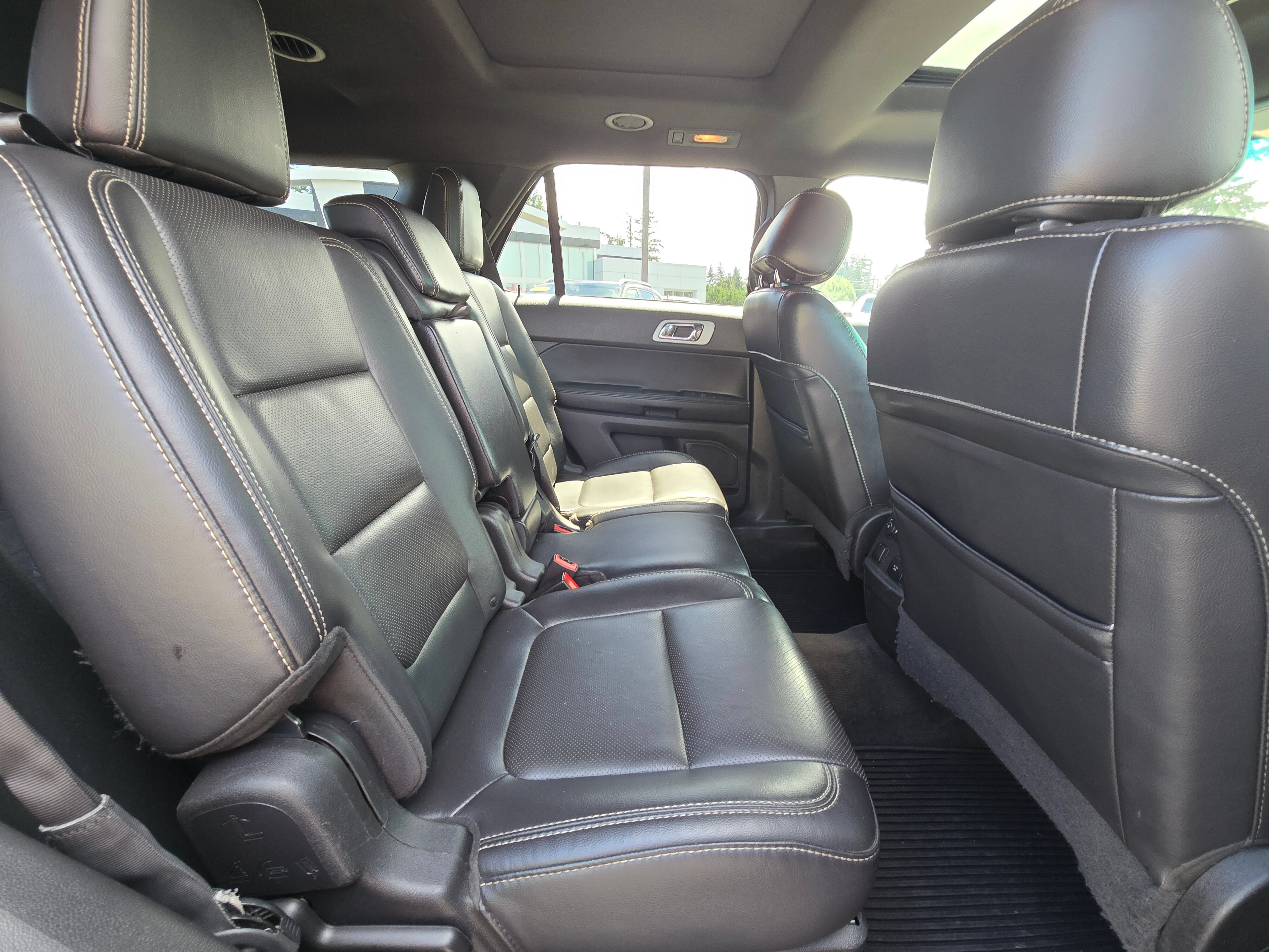Used 2014 Ford Explorer Sport w/ Equipment Group 401A AWD/4WD image 12