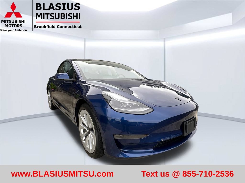 Used 2022 Tesla Model 3 Long Range AWD/4WD image 5