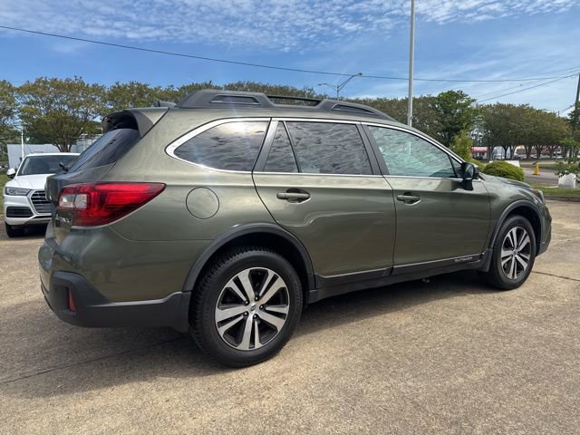 Used 2018 Subaru Outback 2.5i Limited AWD/4WD image 5