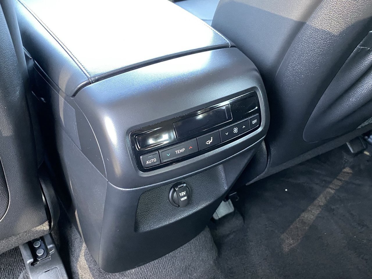 Used 2025 Hyundai Palisade SEL FWD image 16