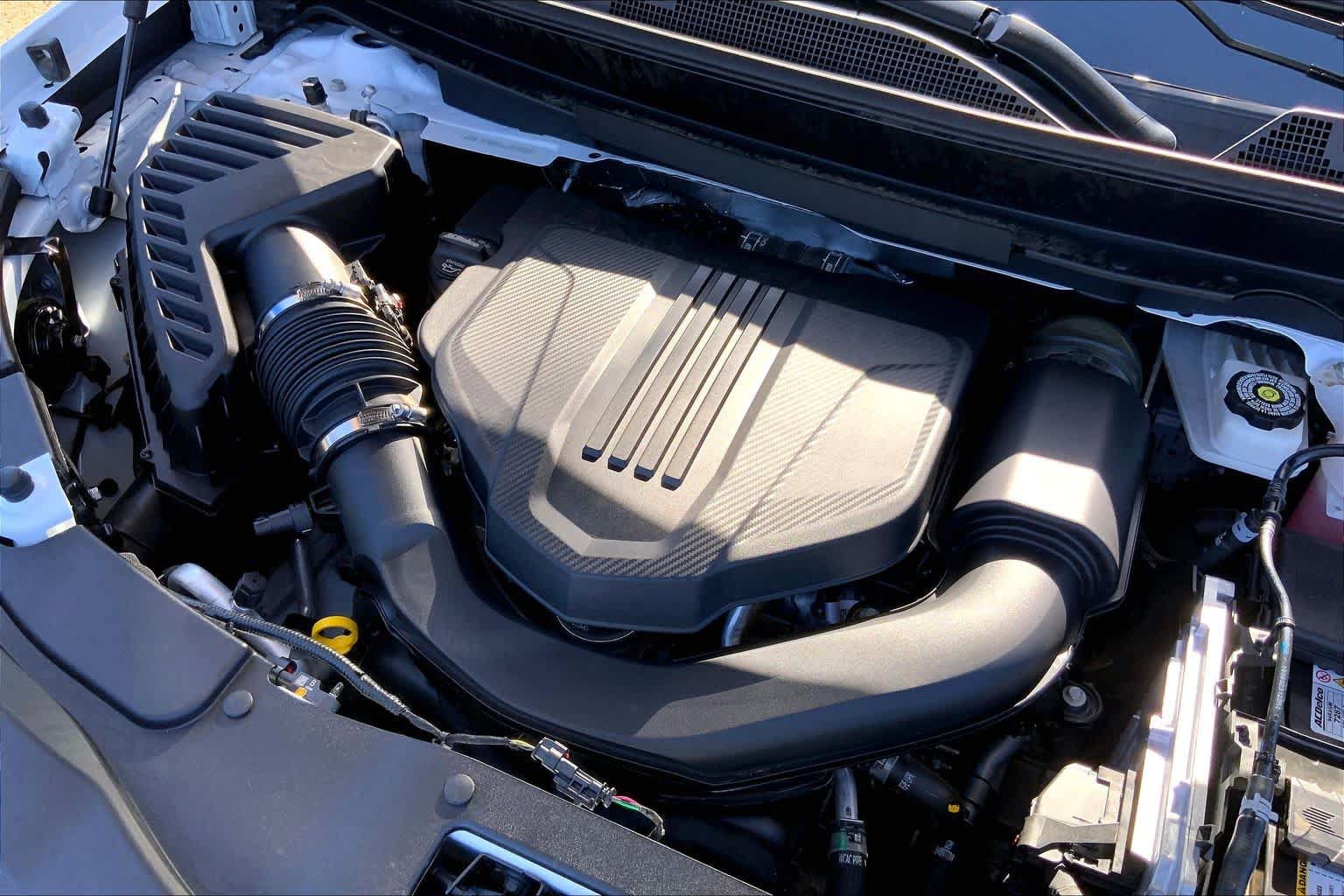 Used 2025 Chevrolet Traverse LT FWD image 33