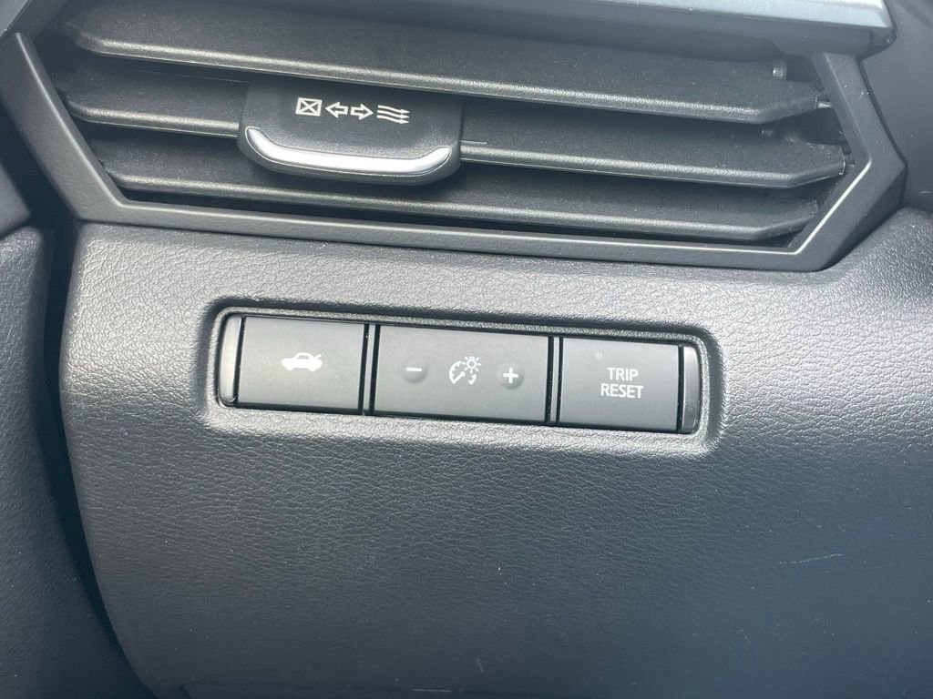 Used 2024 Nissan Altima 2.5 SR FWD image 42