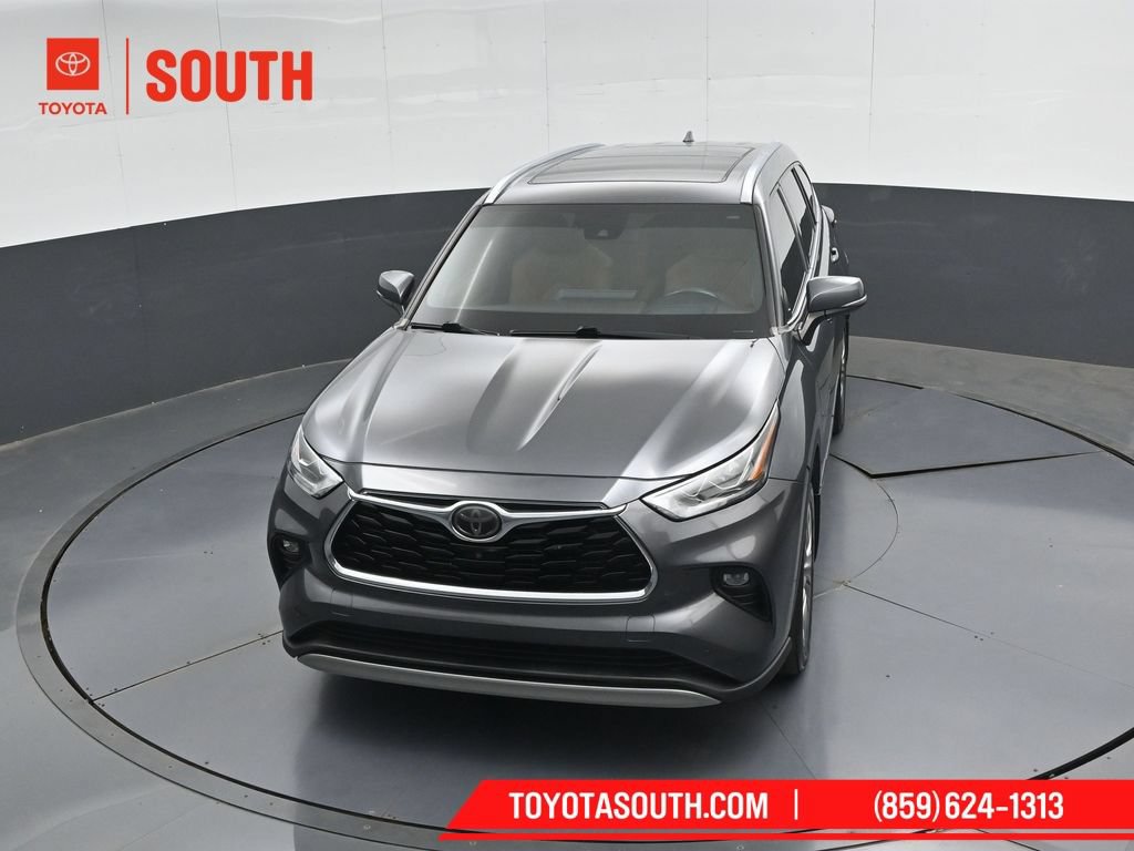 Used 2020 Toyota Highlander Platinum AWD/4WD image 50