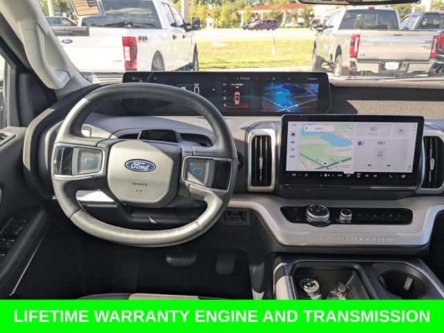 Used 2025 Ford Expedition Max Active AWD/4WD image 13