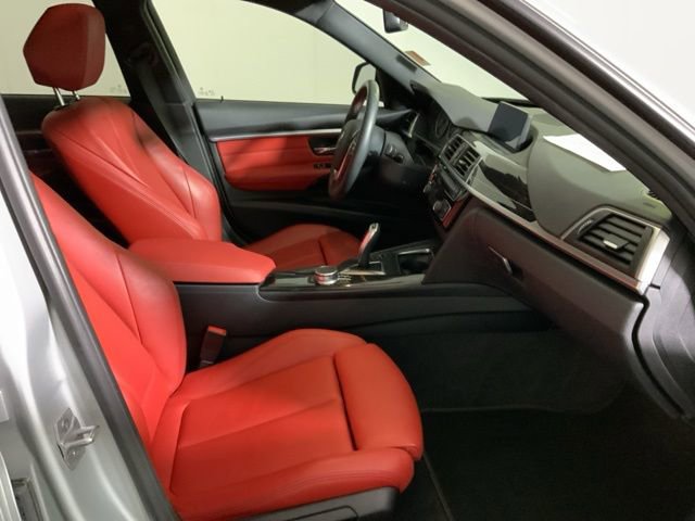 Used 2018 BMW 330i xDrive Sedan image 33