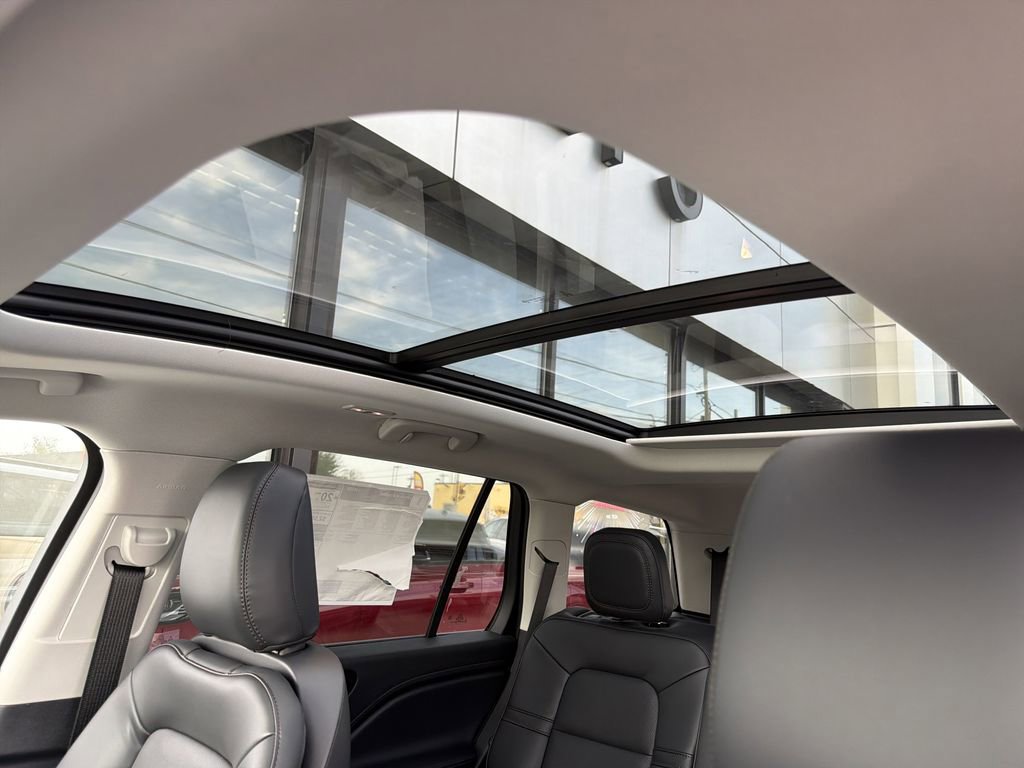 New 2026 Lincoln Aviator AWD w/ Jet Appearance Package image 11