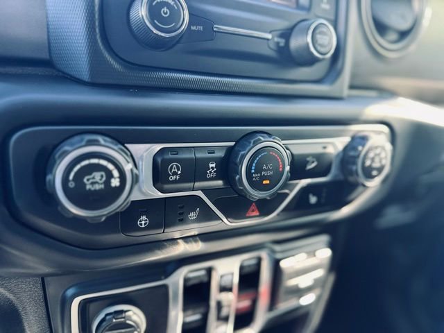 Used 2018 Jeep Wrangler Unlimited Sport S image 29