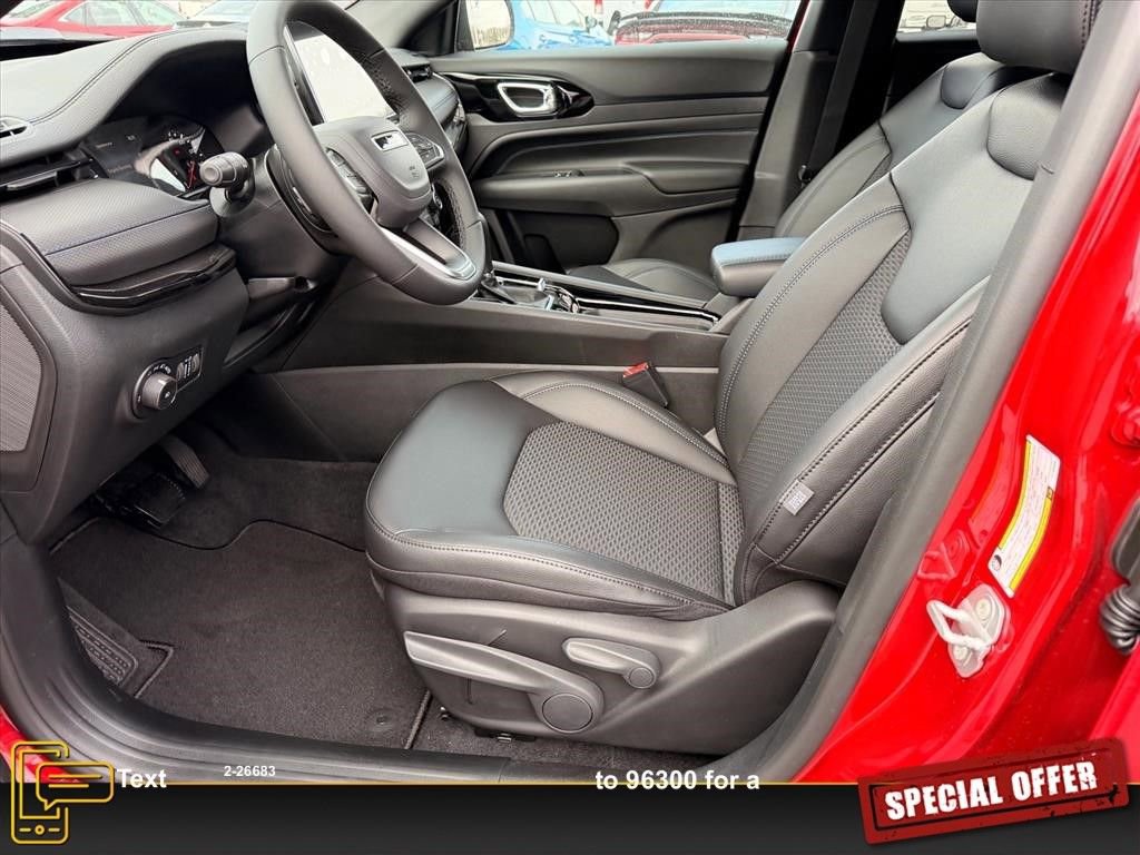 New 2026 Jeep Compass Latitude image 7