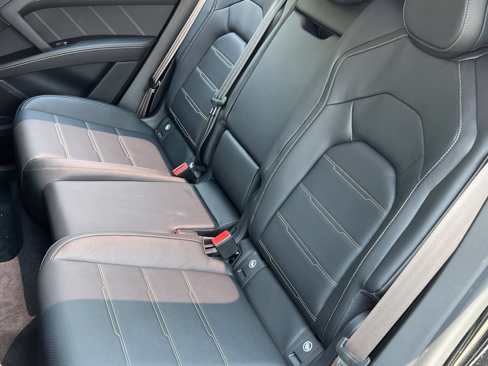 New 2026 Porsche Cayenne Turbo AWD/4WD image 19