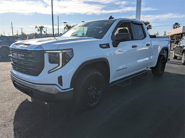 Used 2024 GMC Sierra 1500 Pro w/ Pro Value Package image 8