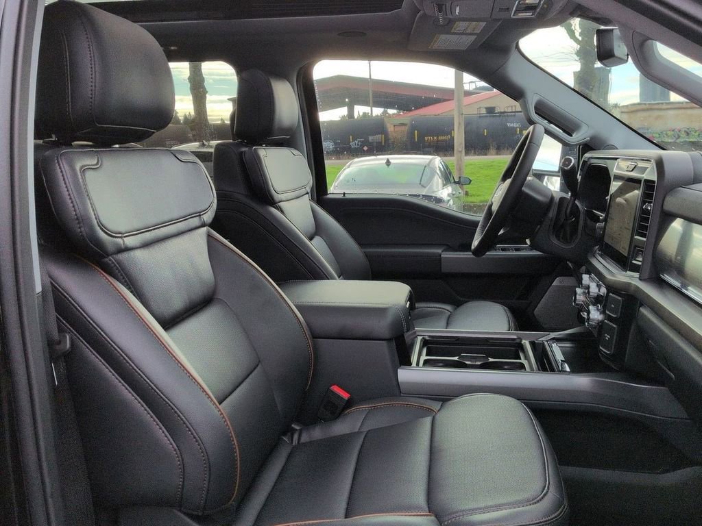 Used 2026 Ford F350 Lariat w/ Tremor Off-Road Package image 32