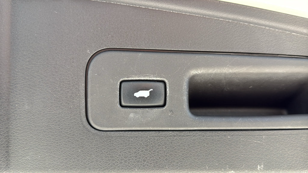 Used 2016 Acura MDX w/ Technology Package FWD image 10
