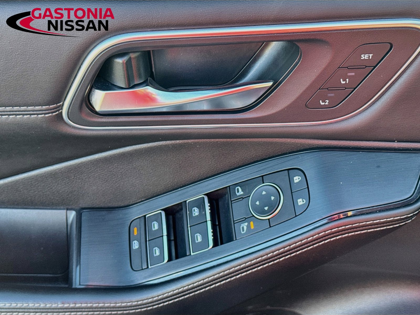 Used 2021 Nissan Rogue Platinum AWD/4WD image 23